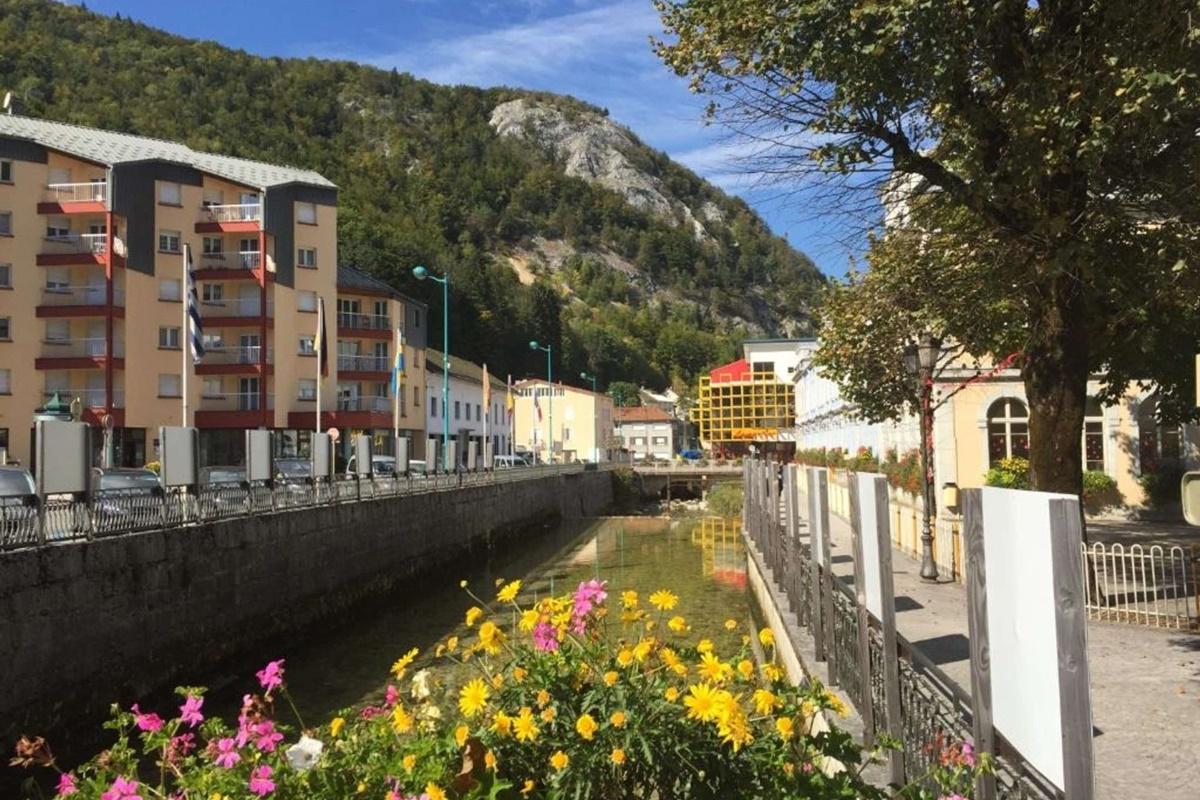 Hotel Morez Exterior foto